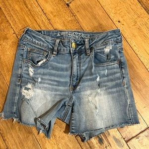 AE hi-rise shortie size 4 women’s jean shorts